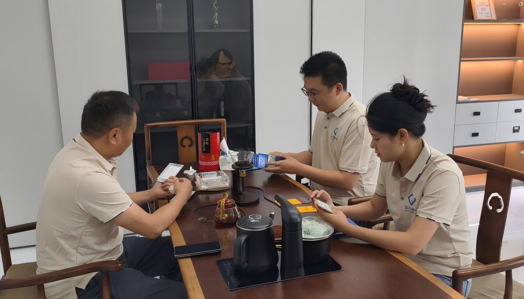 广东英国beat365官方网站入口涂料科技有限公司技术人员研讨